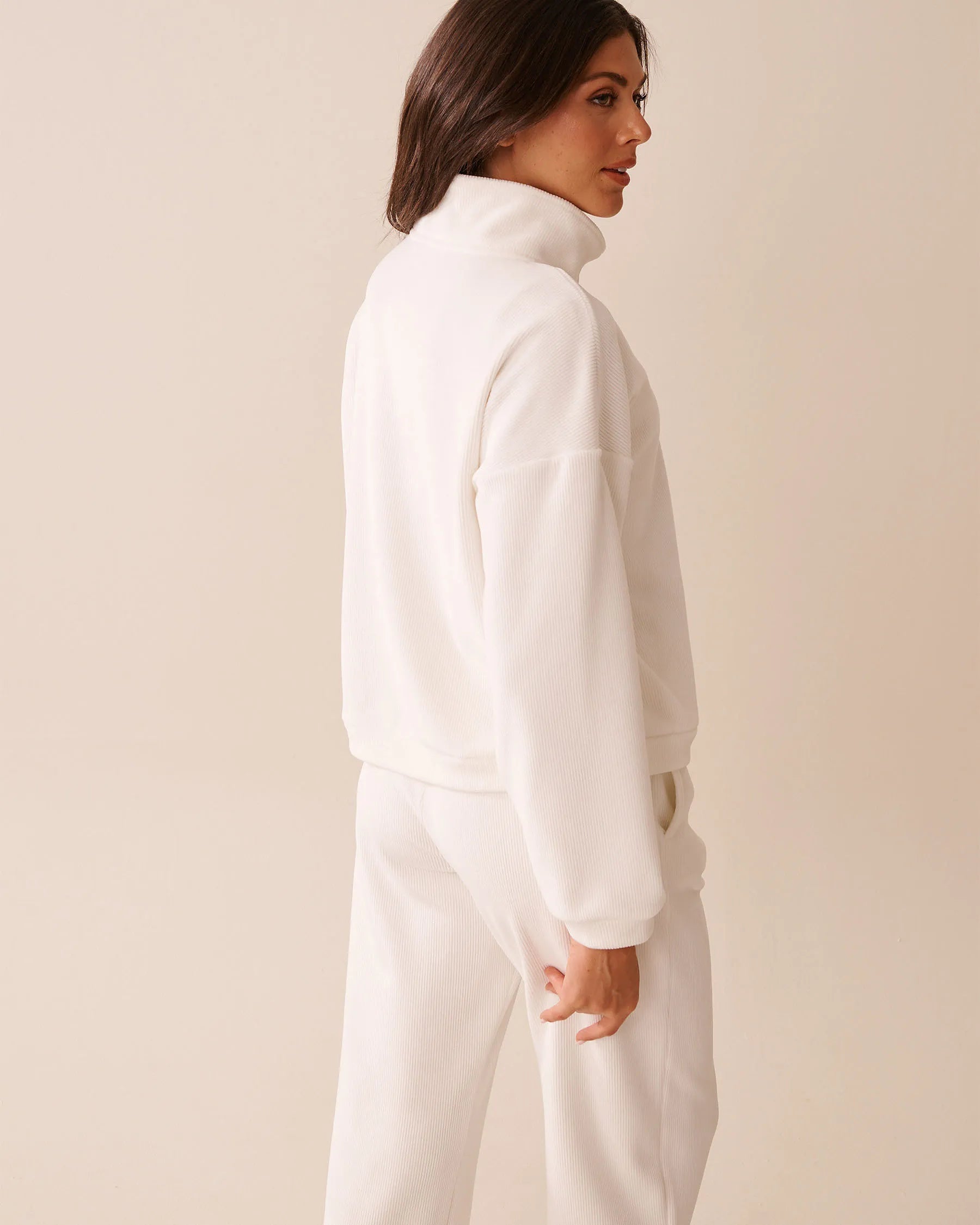 La Vie en Rose_Snow White_Heavy Ribbed Half-Zip Sweatshirt_50100115_10011_02
