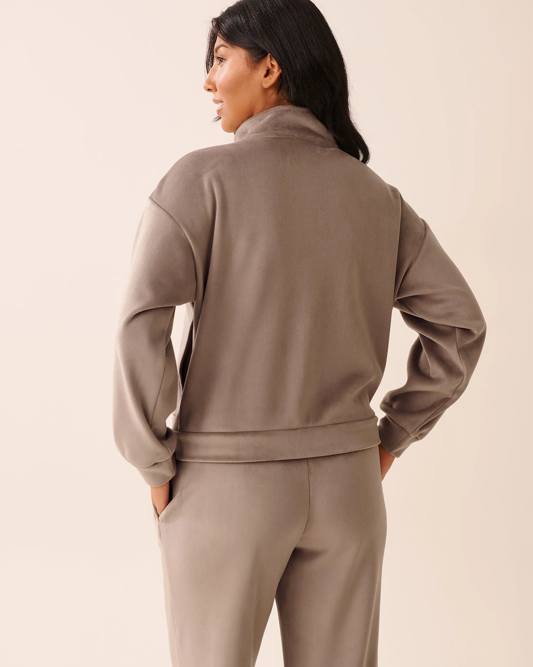 La Vie en Rose_Cinder_Velvet Zip-Up Sweatshirt_50100119_00011_02