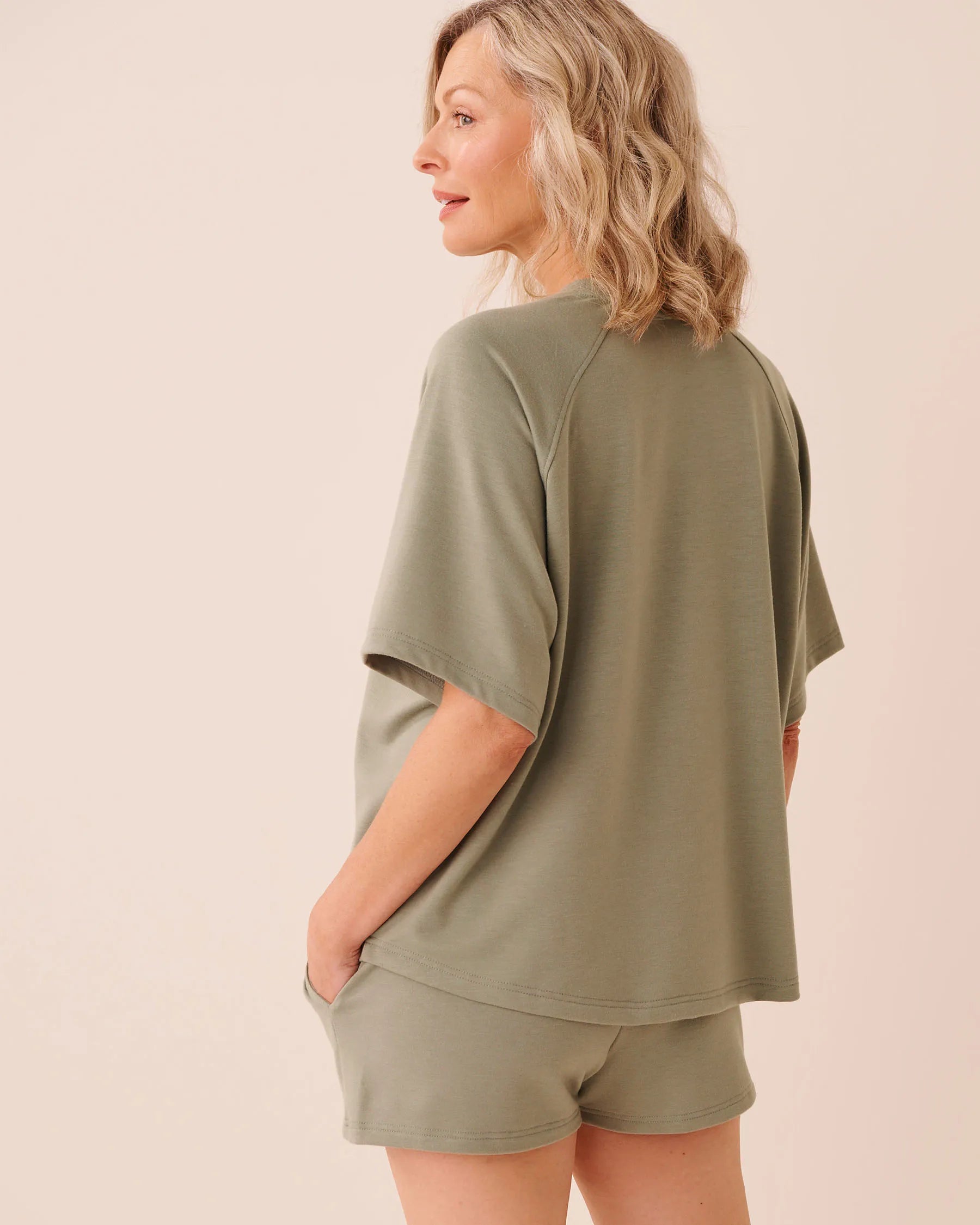 La Vie en Rose Shadow Women French Terry Short Sleeve T-shirt SKU: 50100127_30016 Image 02