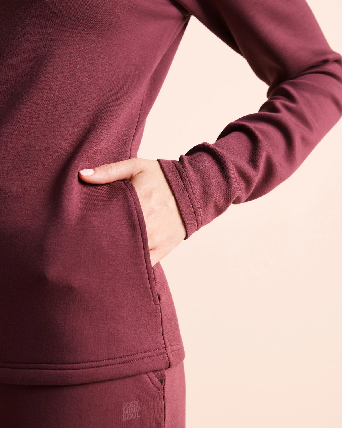 La Vie en Rose Burgundy Women Double-Knit Zip-Up Sweatshirt SKU: 50100143_50062 Image 05