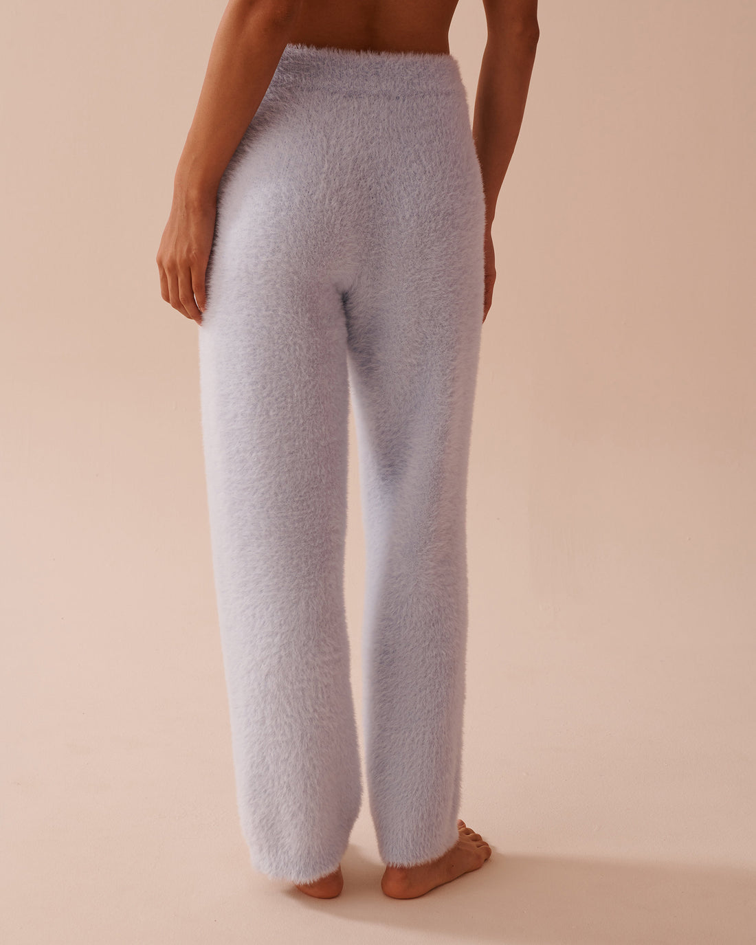 Fluffy Pants_50200084_40049_02