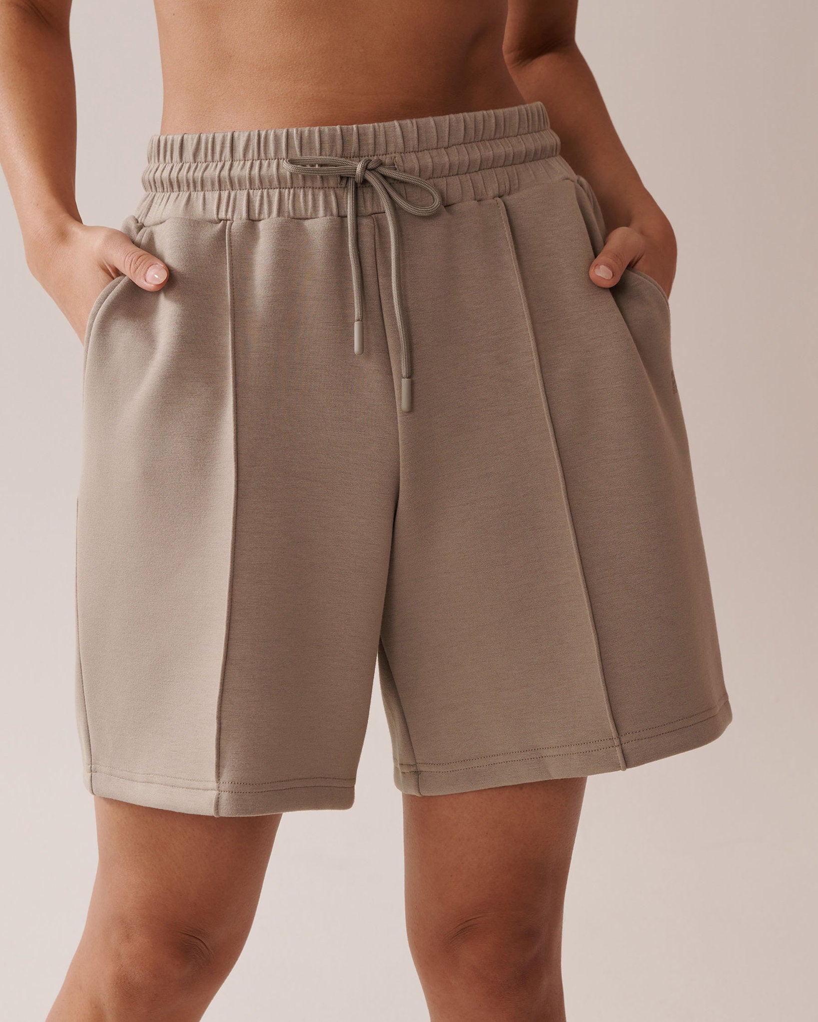 La Vie en Rose_Bermuda Shorts_50200088_00011_01