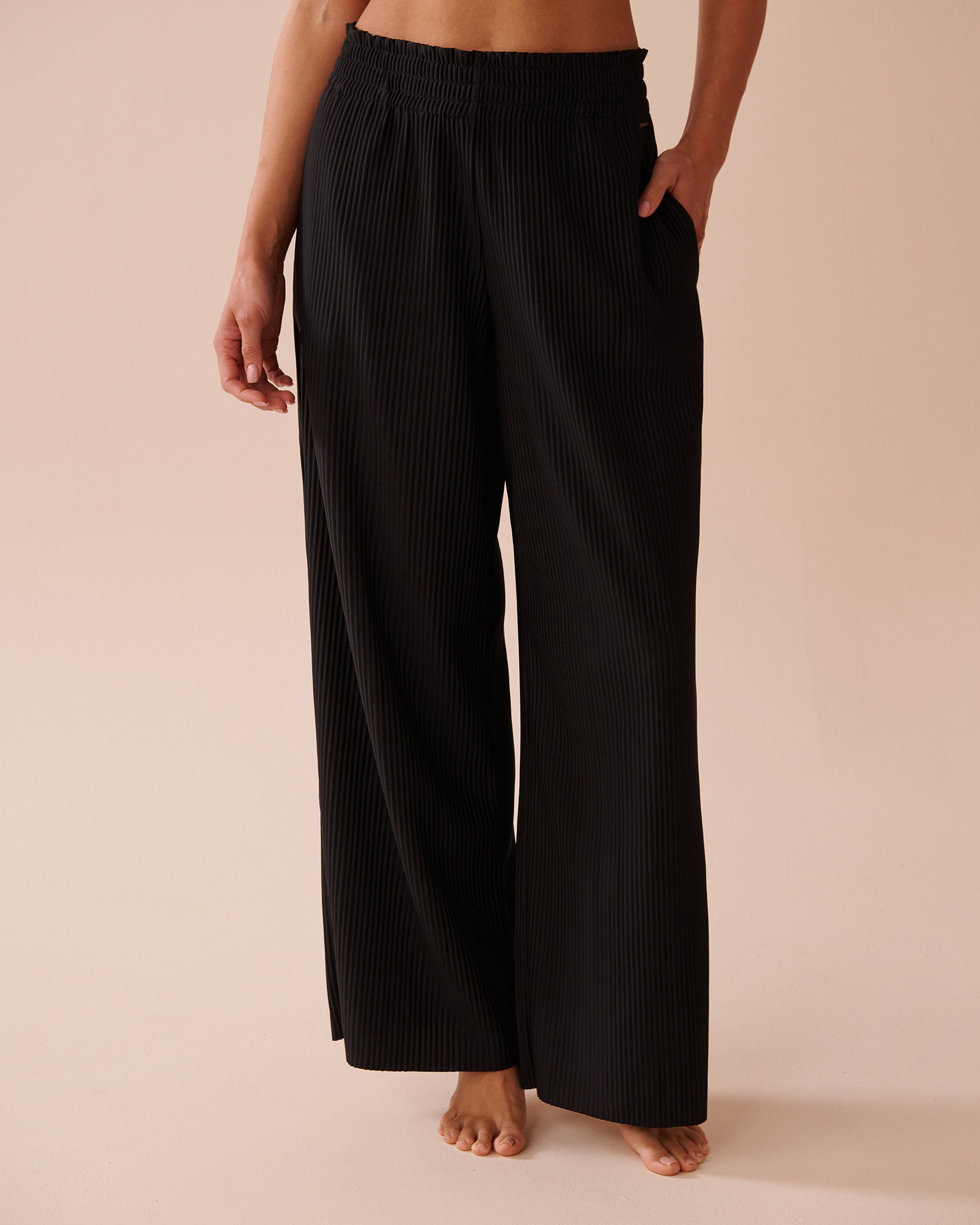La Vie en Rose_Pleated Effect Pants_50200089_00001_01