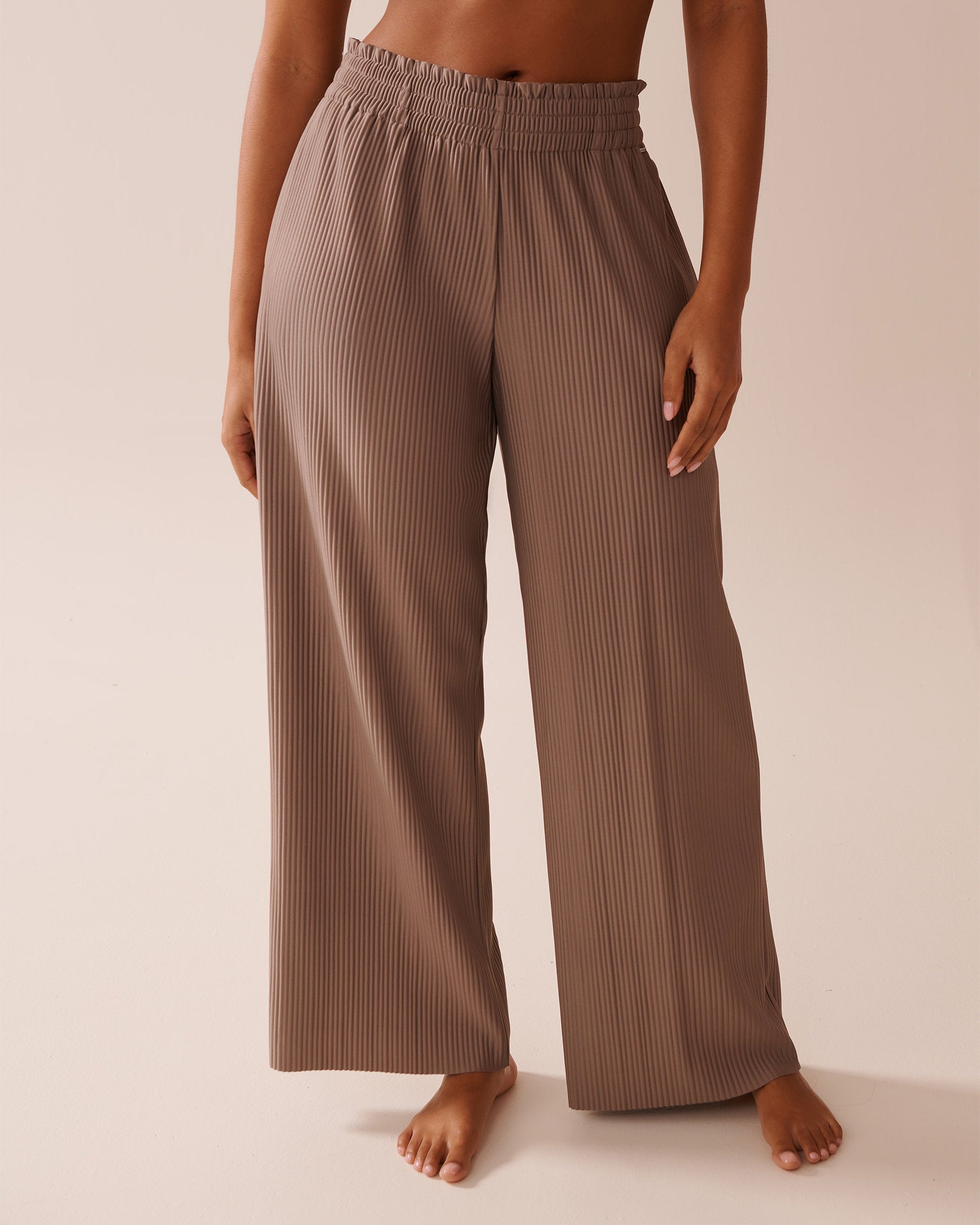 La Vie en Rose_Pleated Effect Pants_50200089_00011_01