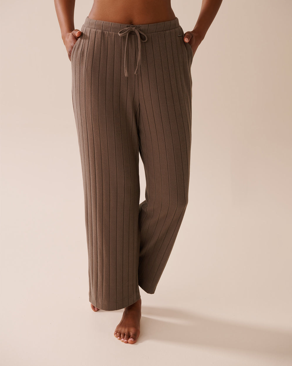 La Vie en Rose_Deep Taupe_Ribbed Pants_50200099_20094_01