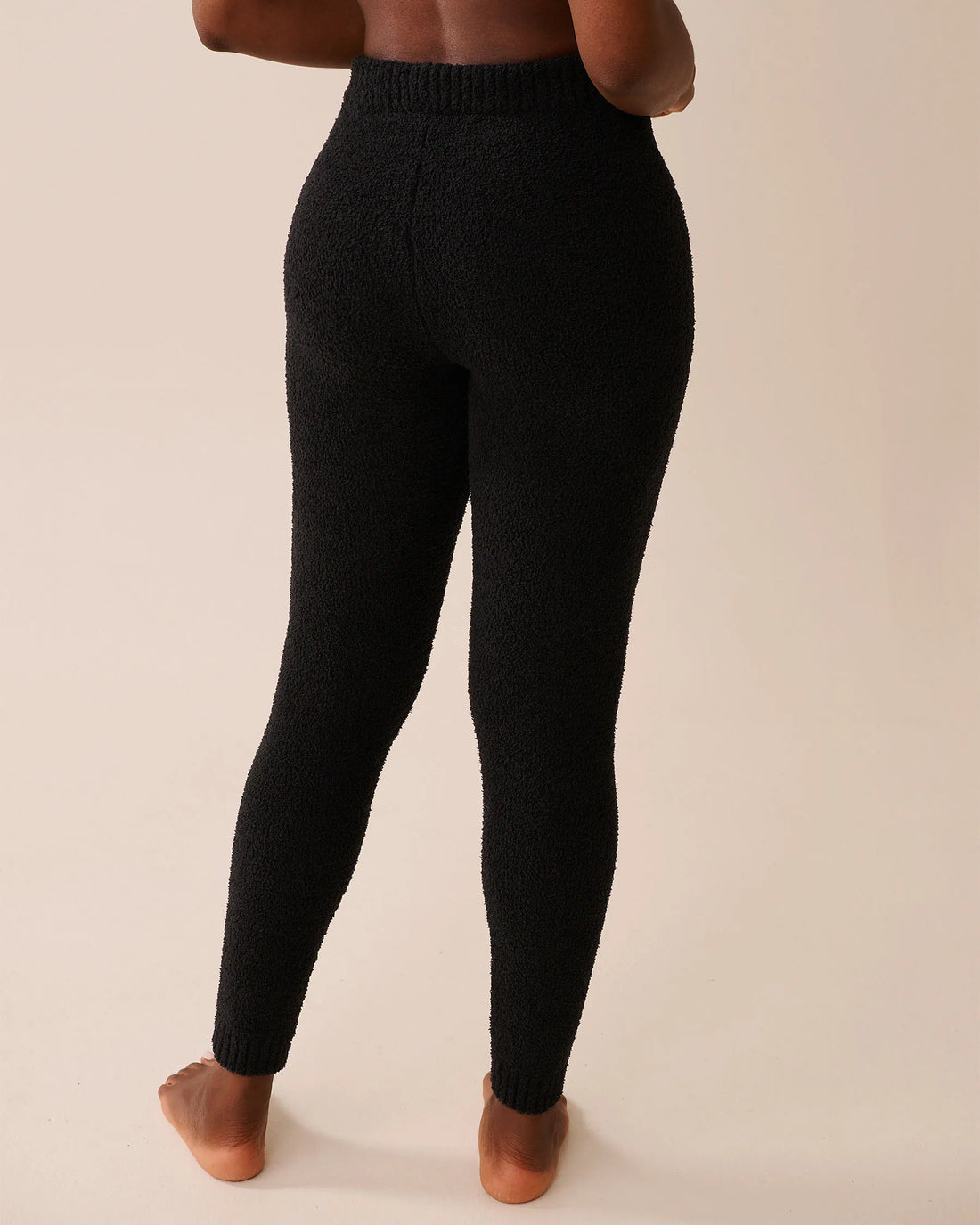 La Vie en Rose_Black Beauty_Chenille Leggings_50200102_00001_02