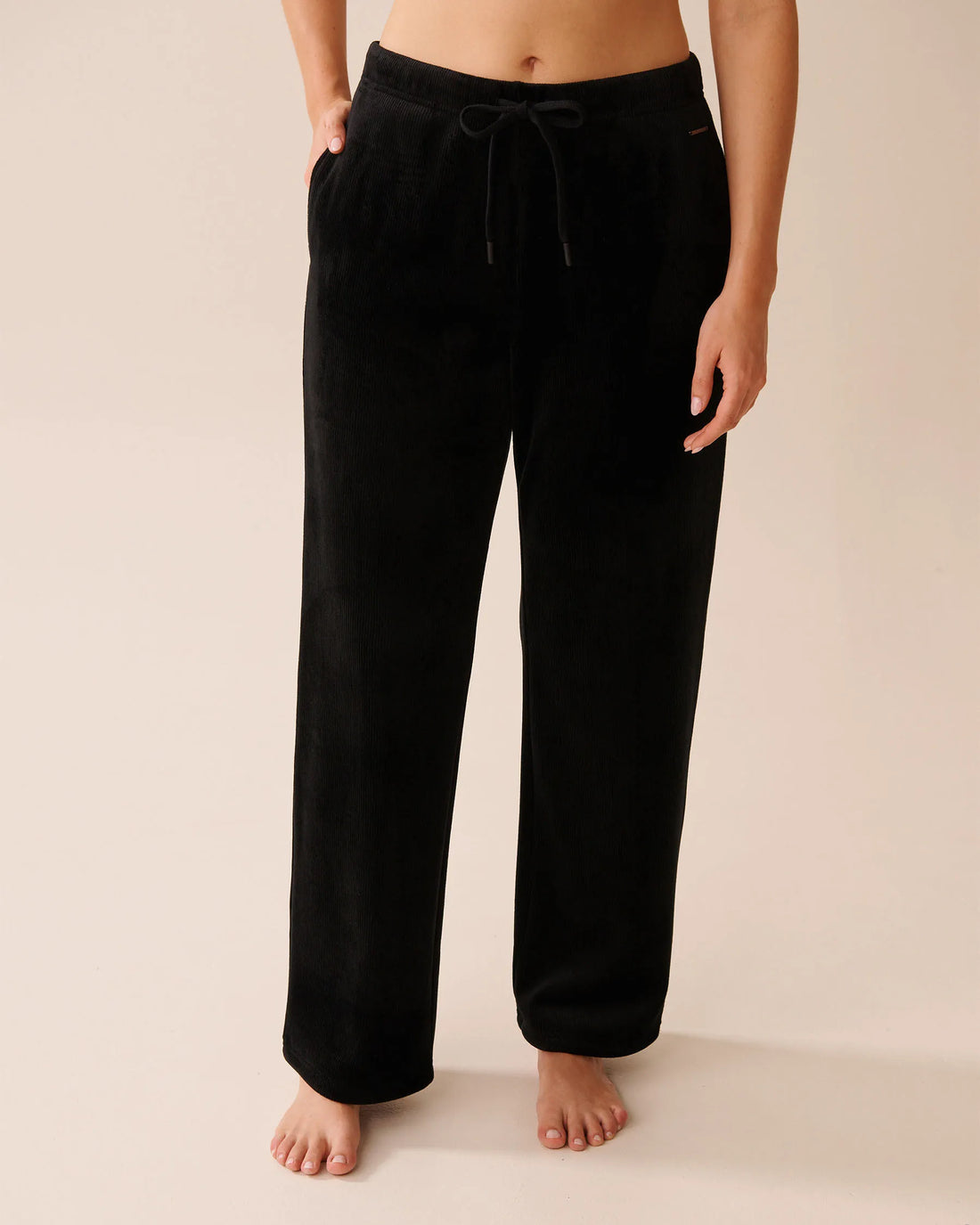 La Vie en Rose_Black Beauty_Heavy Ribbed Pants_50200104_00001_01