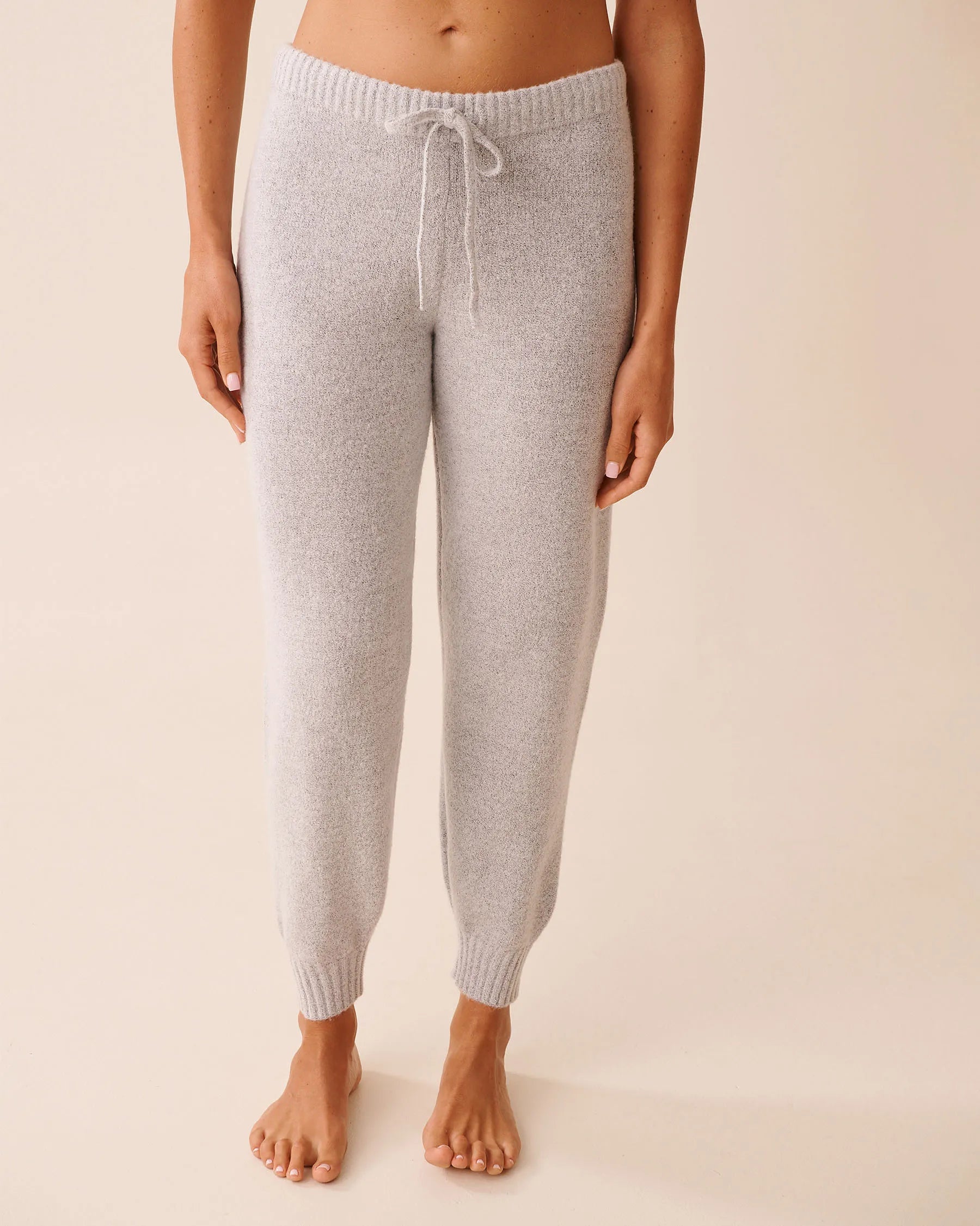 La Vie en Rose_Comfy Grey Mix_Knit Jogger Pants_50200107_00007_02