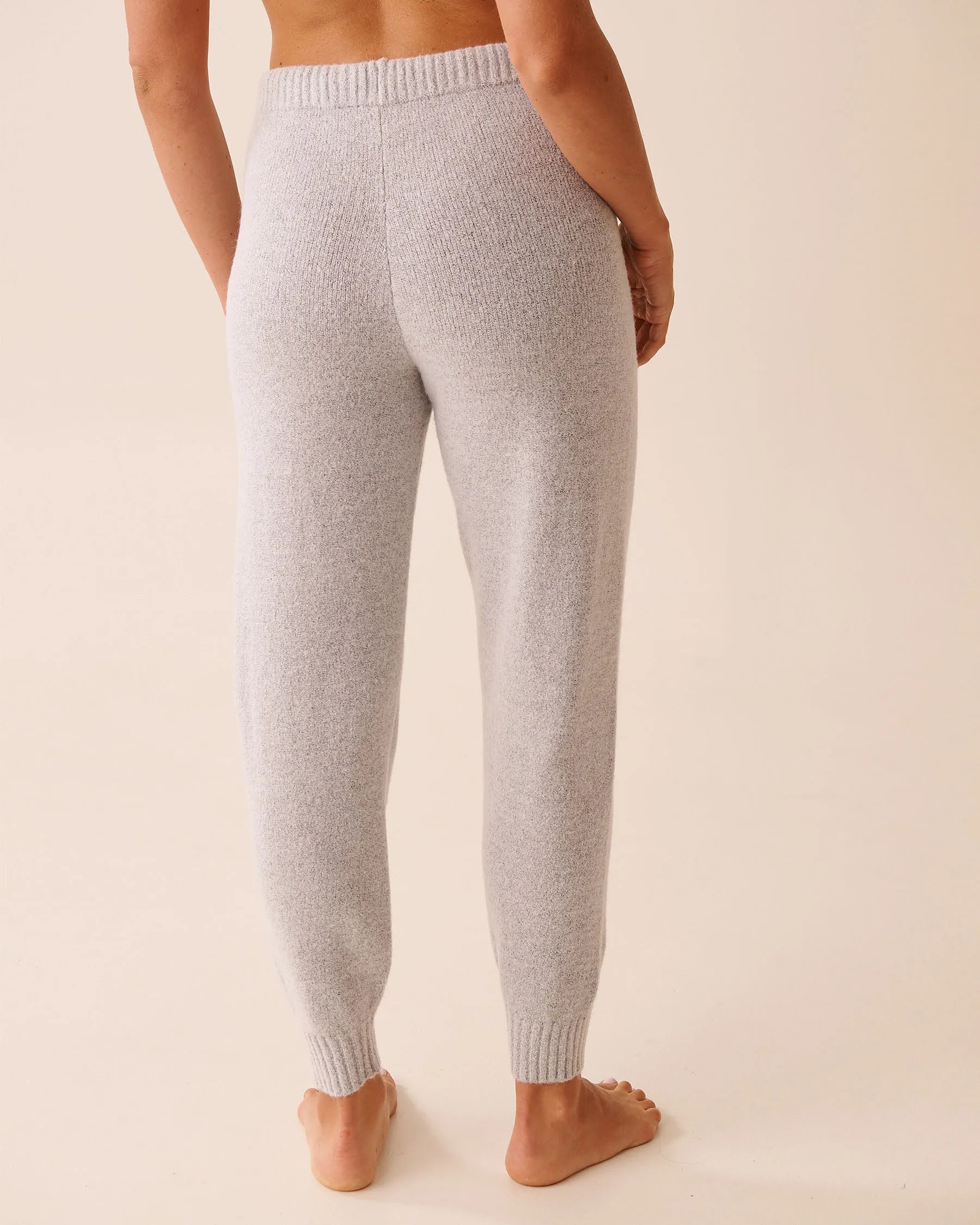 La Vie en Rose_Comfy Grey Mix_Knit Jogger Pants_50200107_00007_03