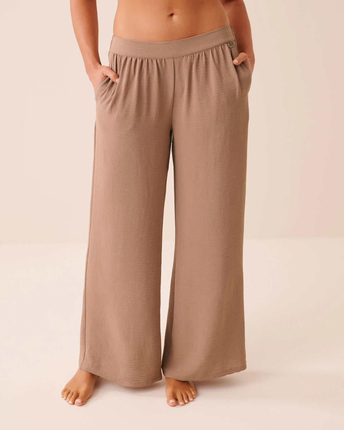La Vie en Rose Brownie Women Wide Leg Crinkle Pants SKU: 50200116_20129 Image 01