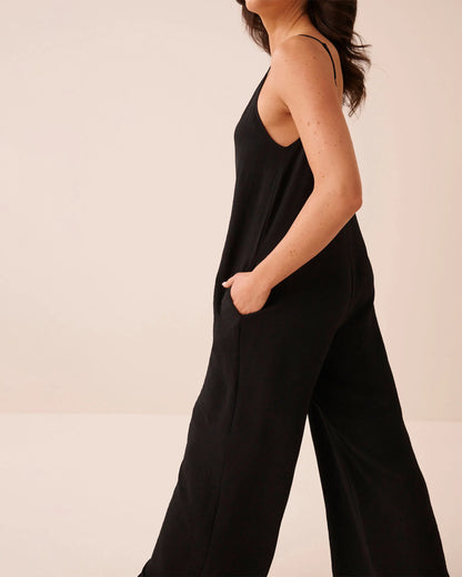 La Vie en Rose Black Beauty Women Wide Leg Crinkle Jumpsuit SKU: 50300012_00001 Image 03