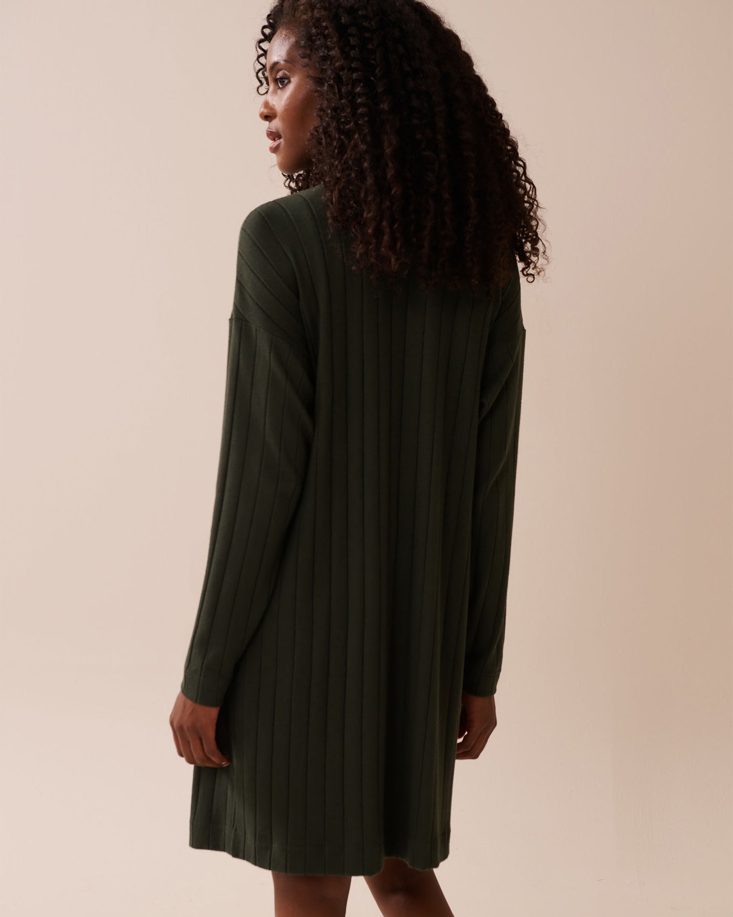 La Vie en Rose_Duffel Bag_Ribbed Long Cardigan_50500015_30076_04