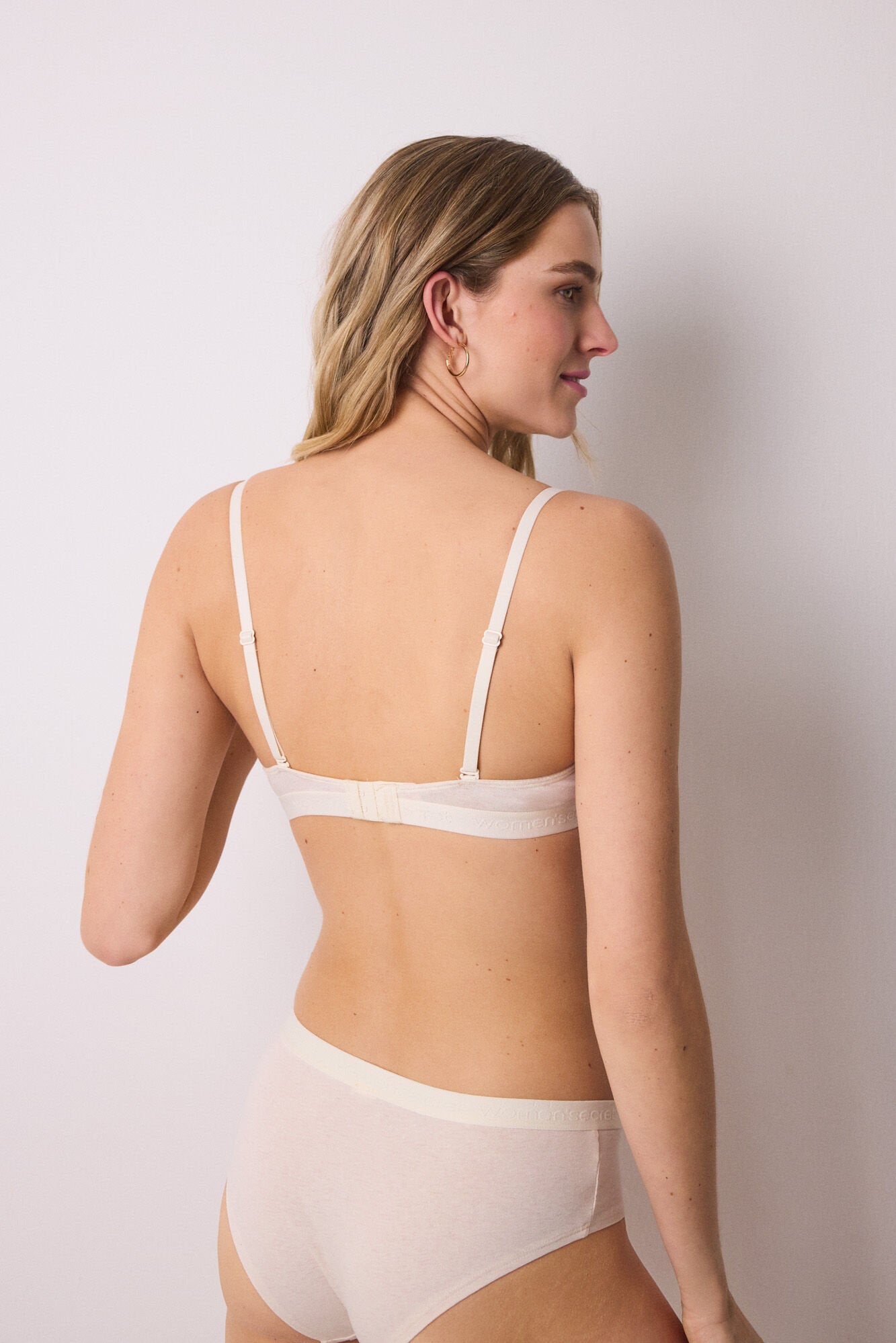 Women Secret_BEAUTIFUL Classic Bra in Ivory Cotton in Different Cup Sizes_5059771_96_04