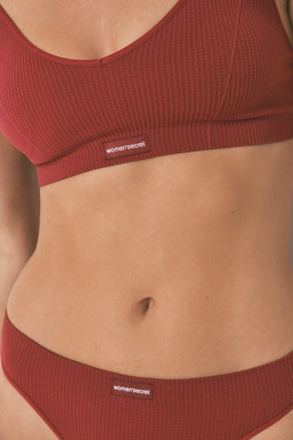 Women Secret_NATURAL Garnet Checkered Triangle Top_5102005_69_02