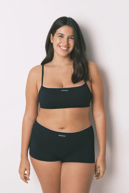 Women Secret_Black_White Straight Seamless Ribbed Top_5103010_01_04