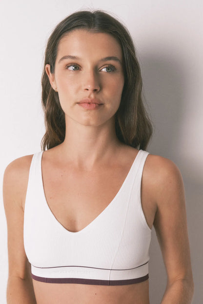 Women Secret_Ivory_White Lovely Seamless Triangle Top_5103014_96_03