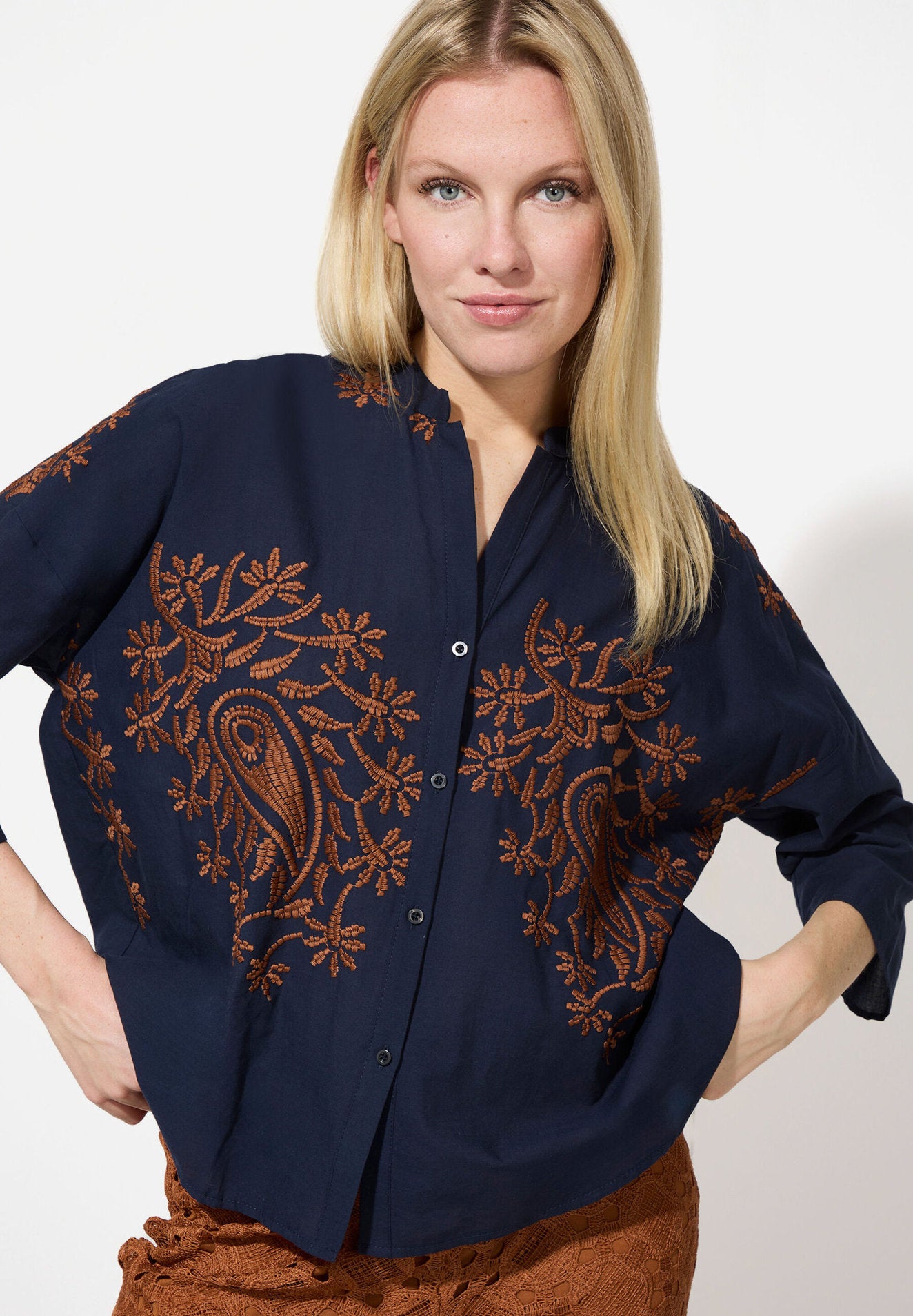 More &amp; More_Blouse with Embroidery_51062058_0370_01