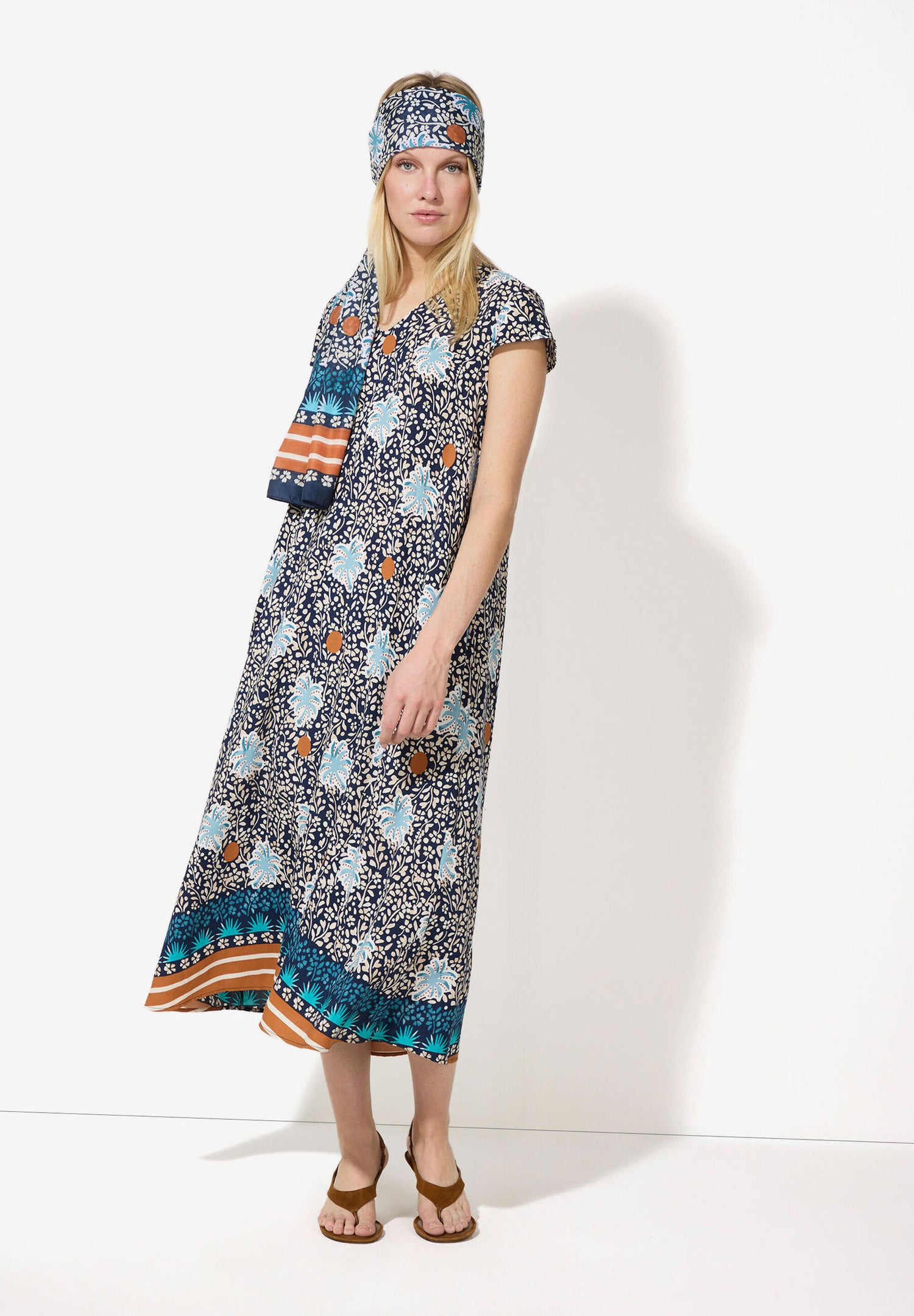 More &amp; More_Print Scarf_51069012_6370_02