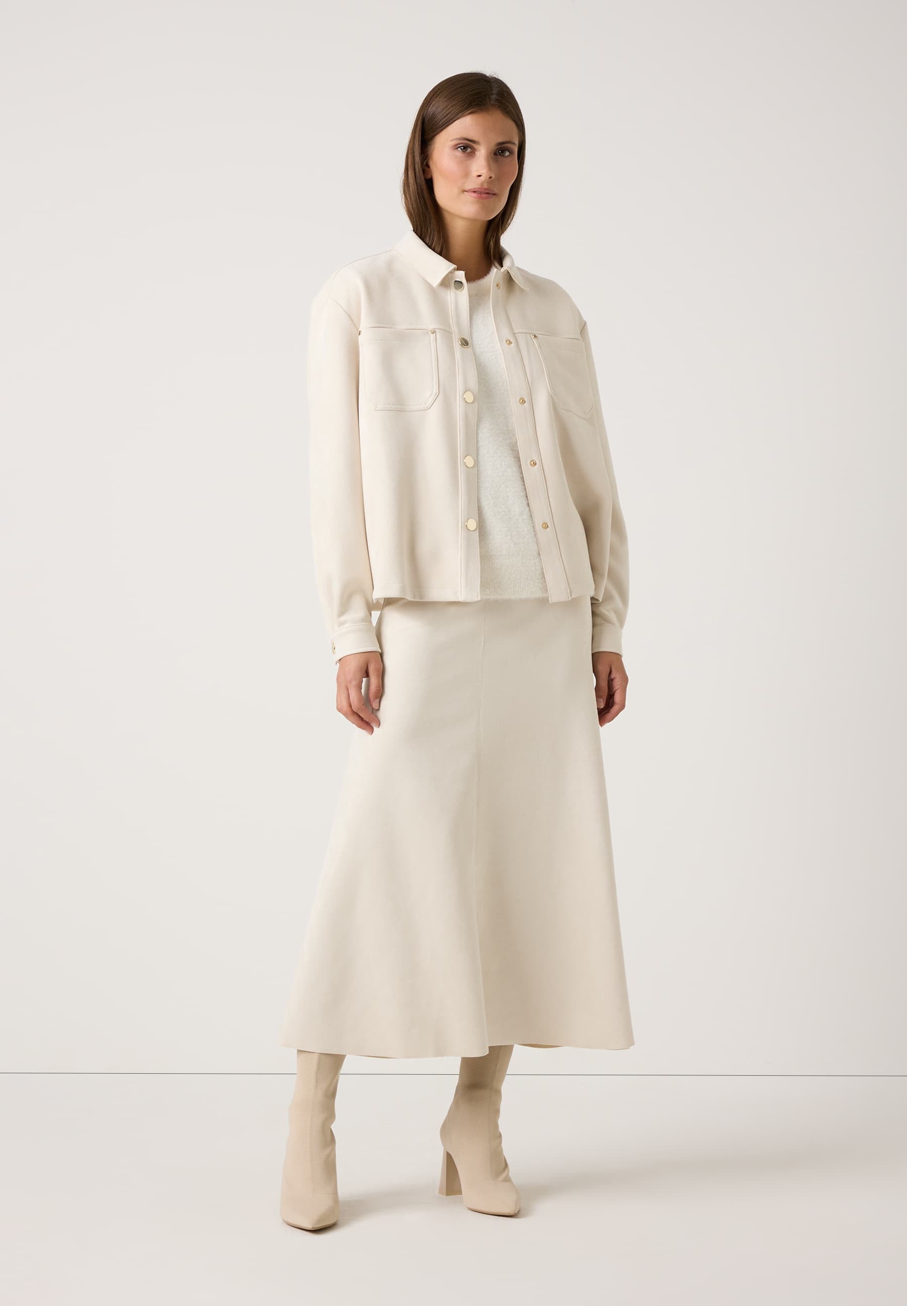 More &amp; More_Dust Beige_Suede-Look Shirt_51082058_0226_02