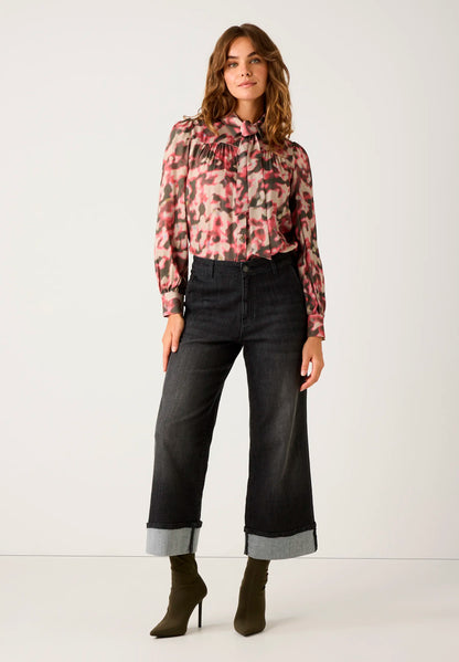 More &amp; More_Watercolour Flowers Print_Pussy-Bow Blouse with Watercolor Print_51092001_4824_02