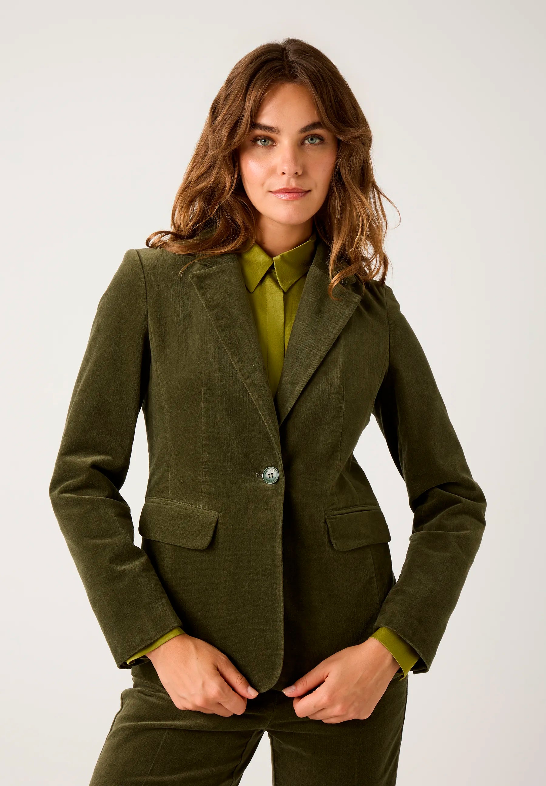 More &amp; More_Ruby Orchid_Velvet Blazer, Khaki_51096004_0564_01