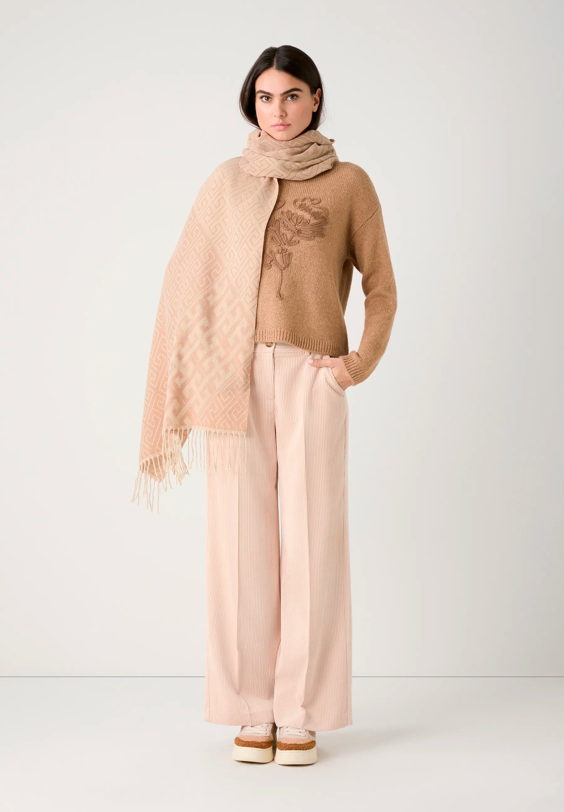 More &amp; More_Woven Jacquard Taupe Melange_Wide Scarf_51109005_2260_02