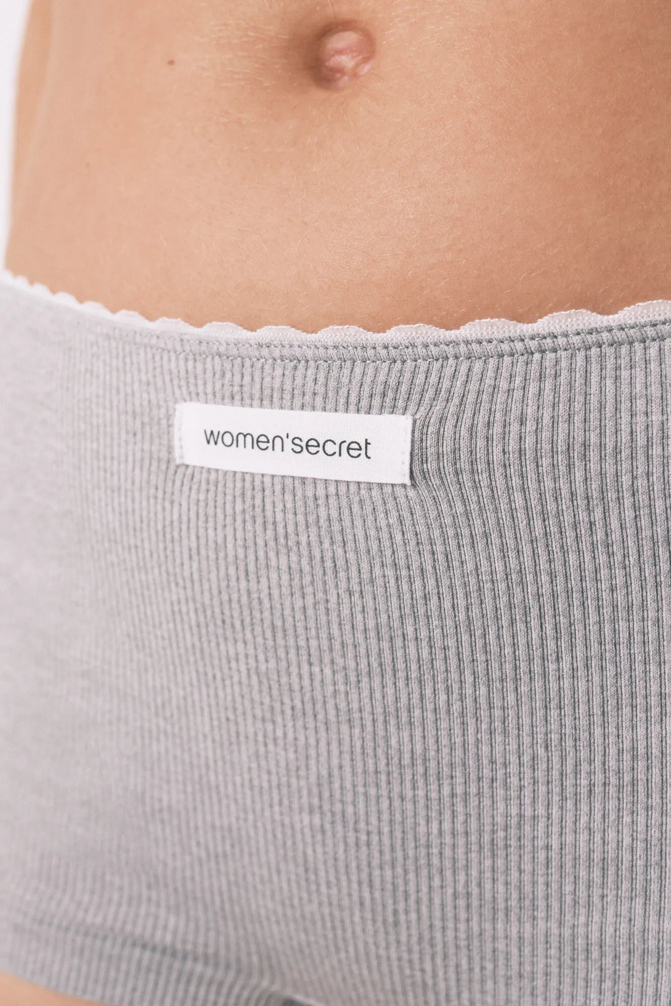 Women Secret_Medium Grey_Grey Seamless Ribbed Boxer Panty_5123002_46_05