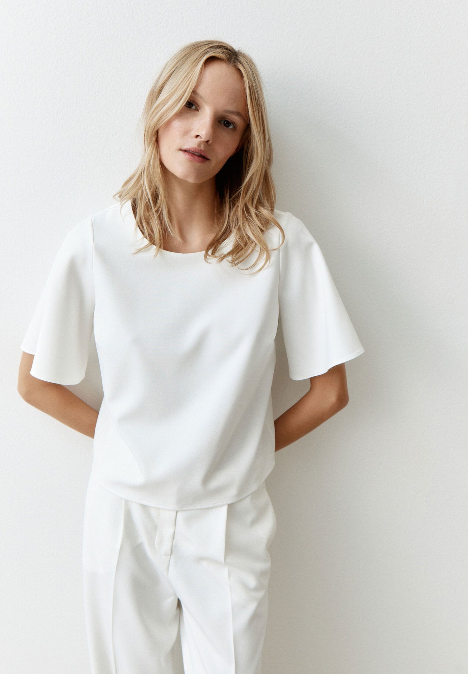 More &amp;  More_Off-White Blouse_51242080_0041_01