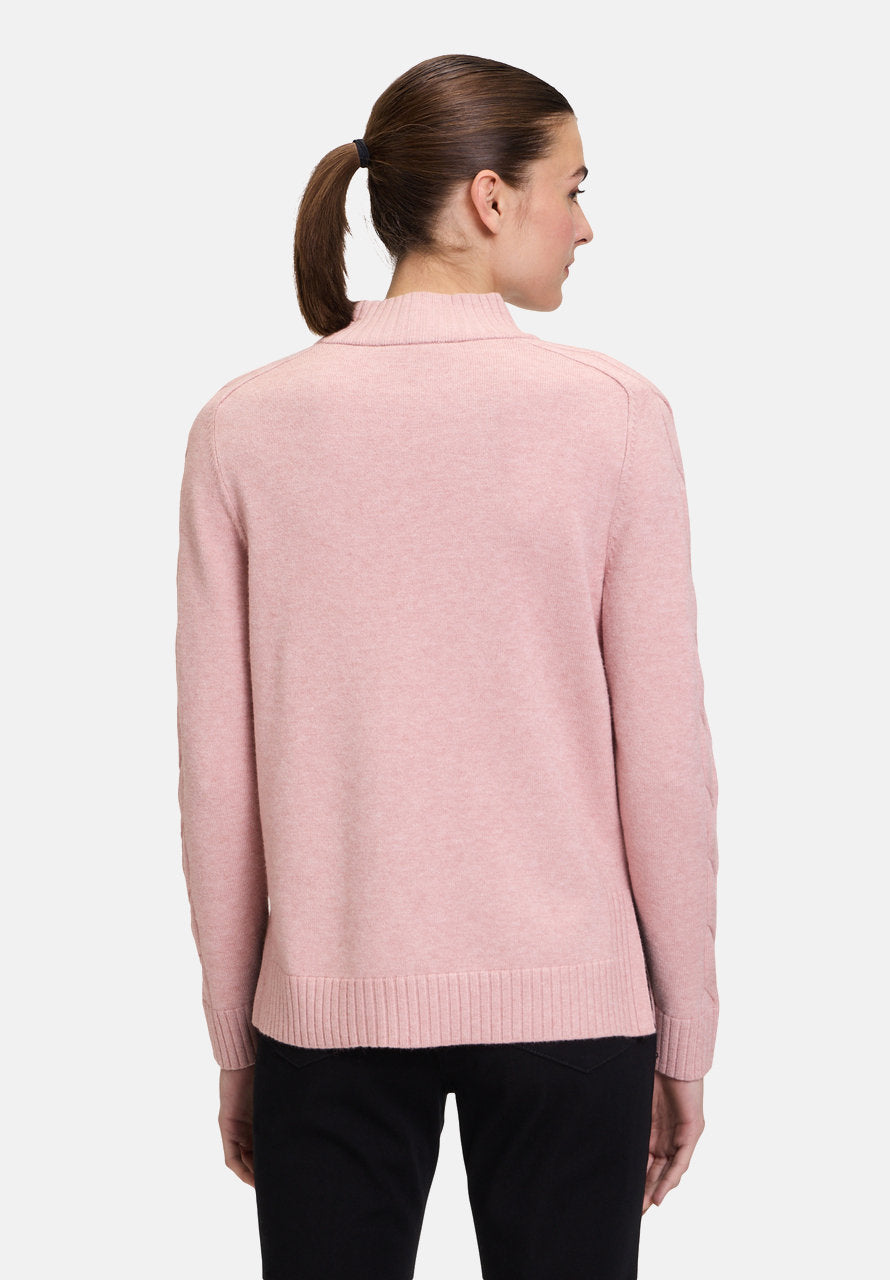 Knitted Sweater with Stand-Up Collar_5137-1026_4798_03