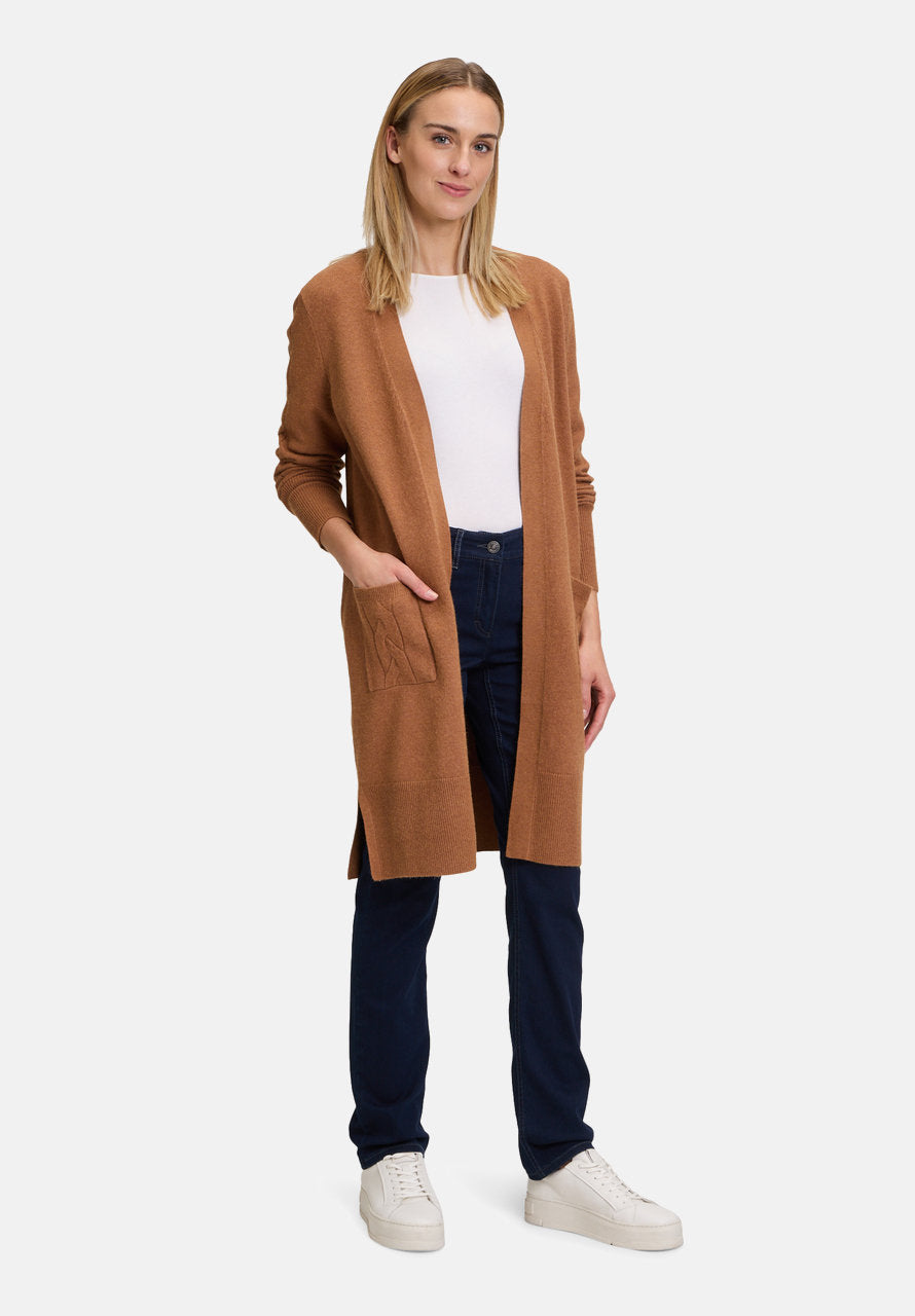 Long Cardigan with Patch Pockets_5139-1026_7708_02