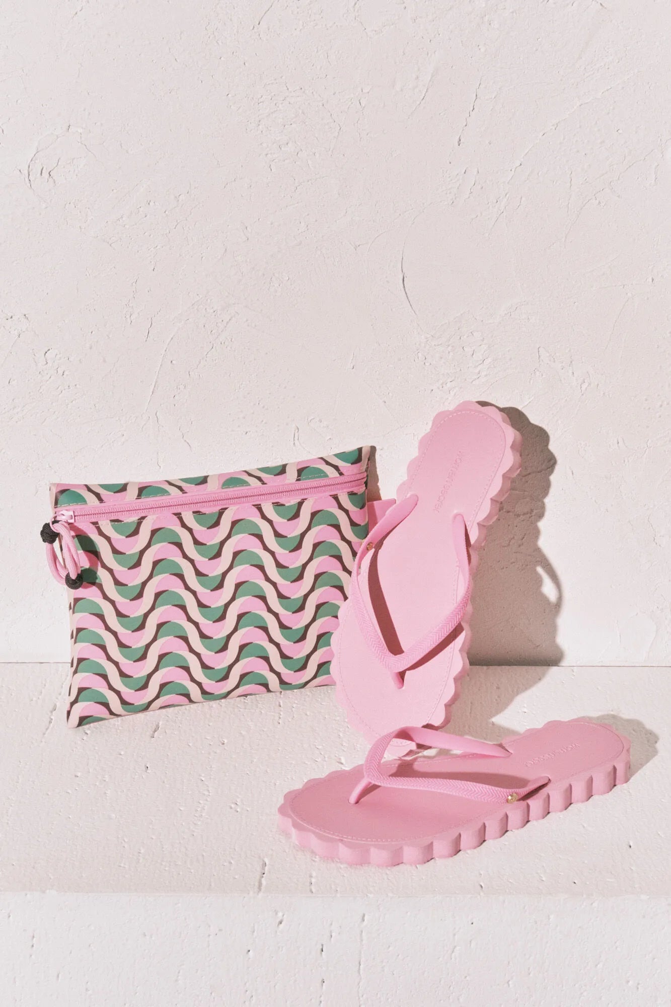 Women Secret_Pink_Pink Wavy Effect Toe Post Sandal_5163223_70_07