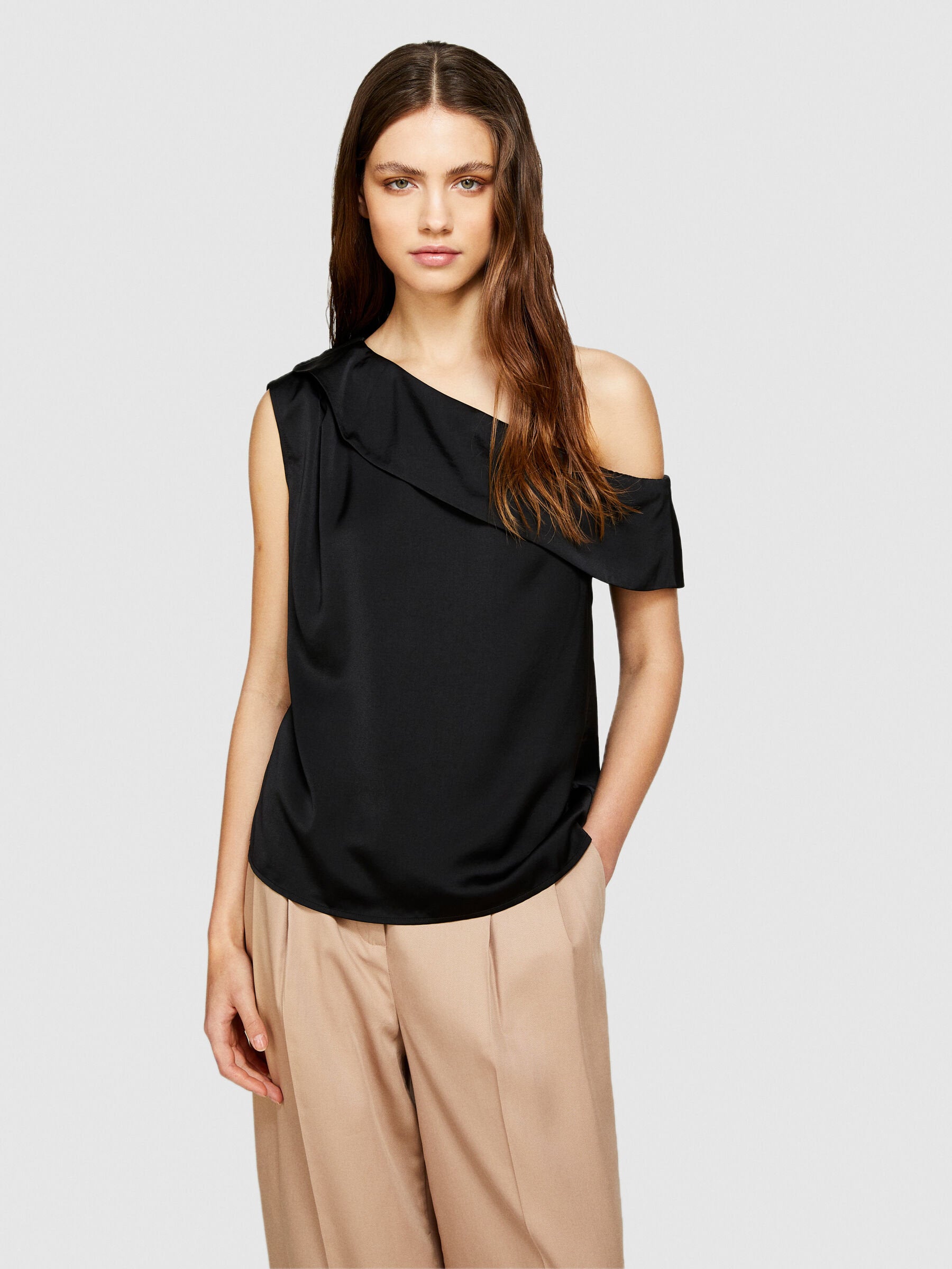 Single-Shoulder Top_51MGLH017_100_04