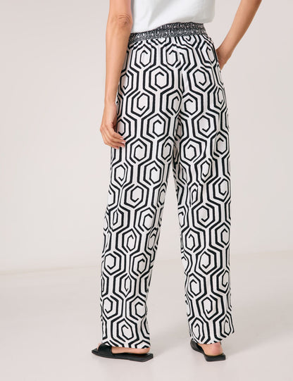 Gerry Weber_Patterned Slip-On Trousers_520048-31430_9069_03