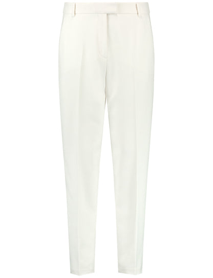 Elegant 7/8-Length Trousers In A Slim Fit_520333-11081_9600_01