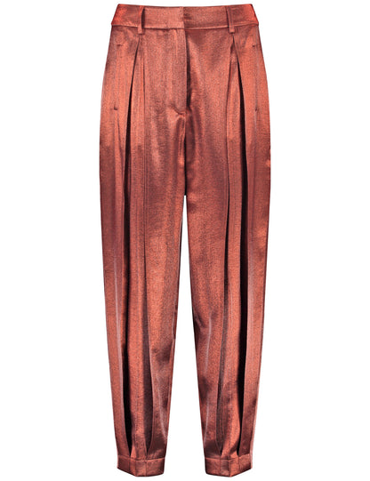 Shiny Trousers In A Balloon Fit_520339-11084_7410_07