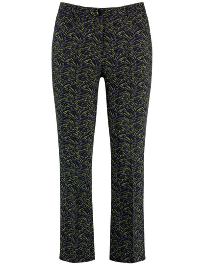 Betty Patterned 7/8-Length Trousers With A Kick Flare_520503-21103_1102_02