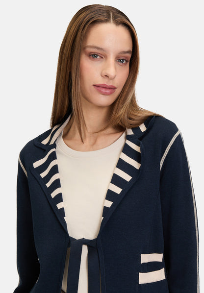 Betty Barclay_Reversible Knit Blazer_5226-1042_8915_06