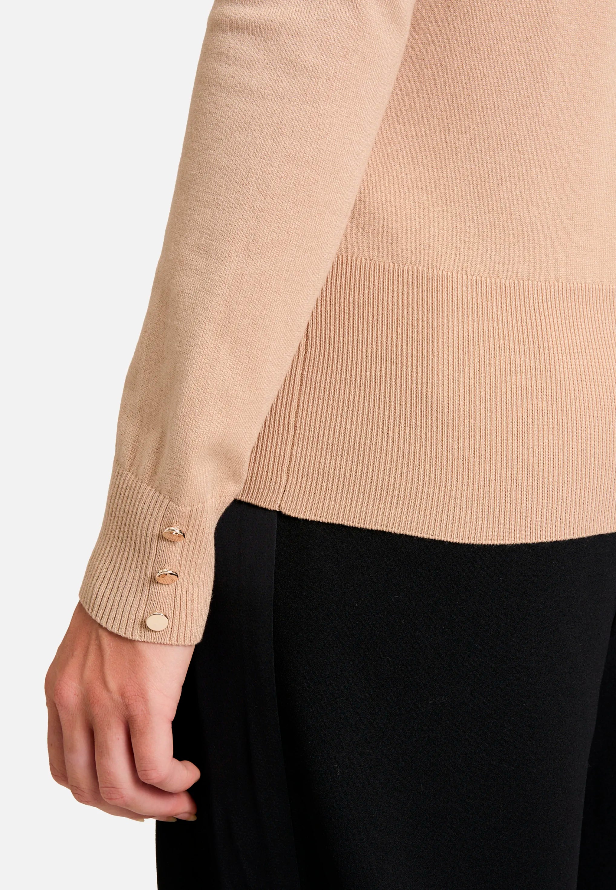 Betty Barclay_Classic Beige_Long-Sleeved Turtleneck Sweater_5284-1440_7234_07