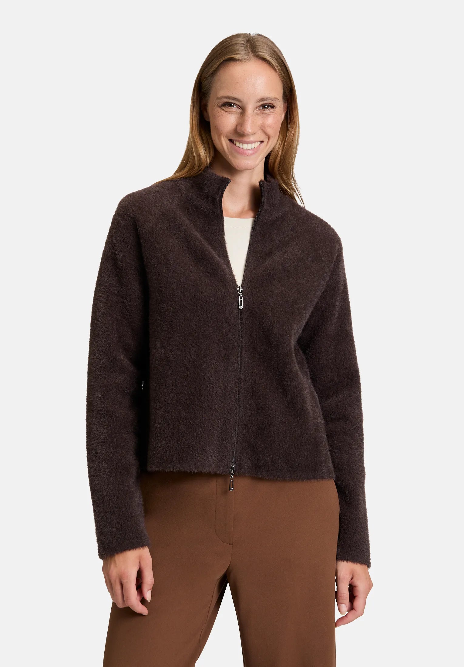 Betty Barclay_Light Maroon_Knitted Cardigan with Zip_5292-1532_7410_02