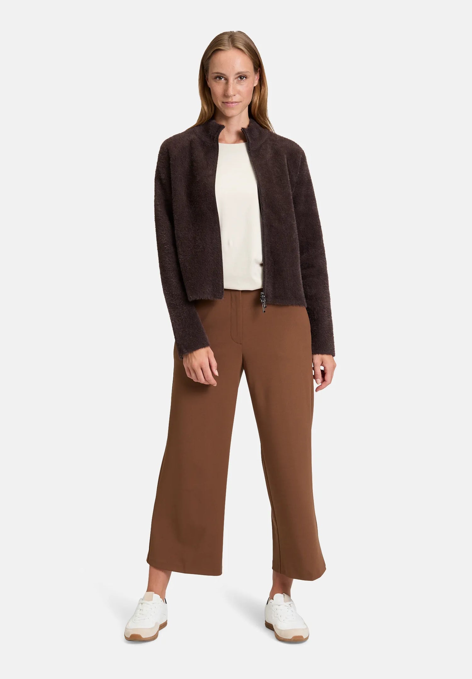 Betty Barclay_Light Maroon_Knitted Cardigan with Zip_5292-1532_7410_03