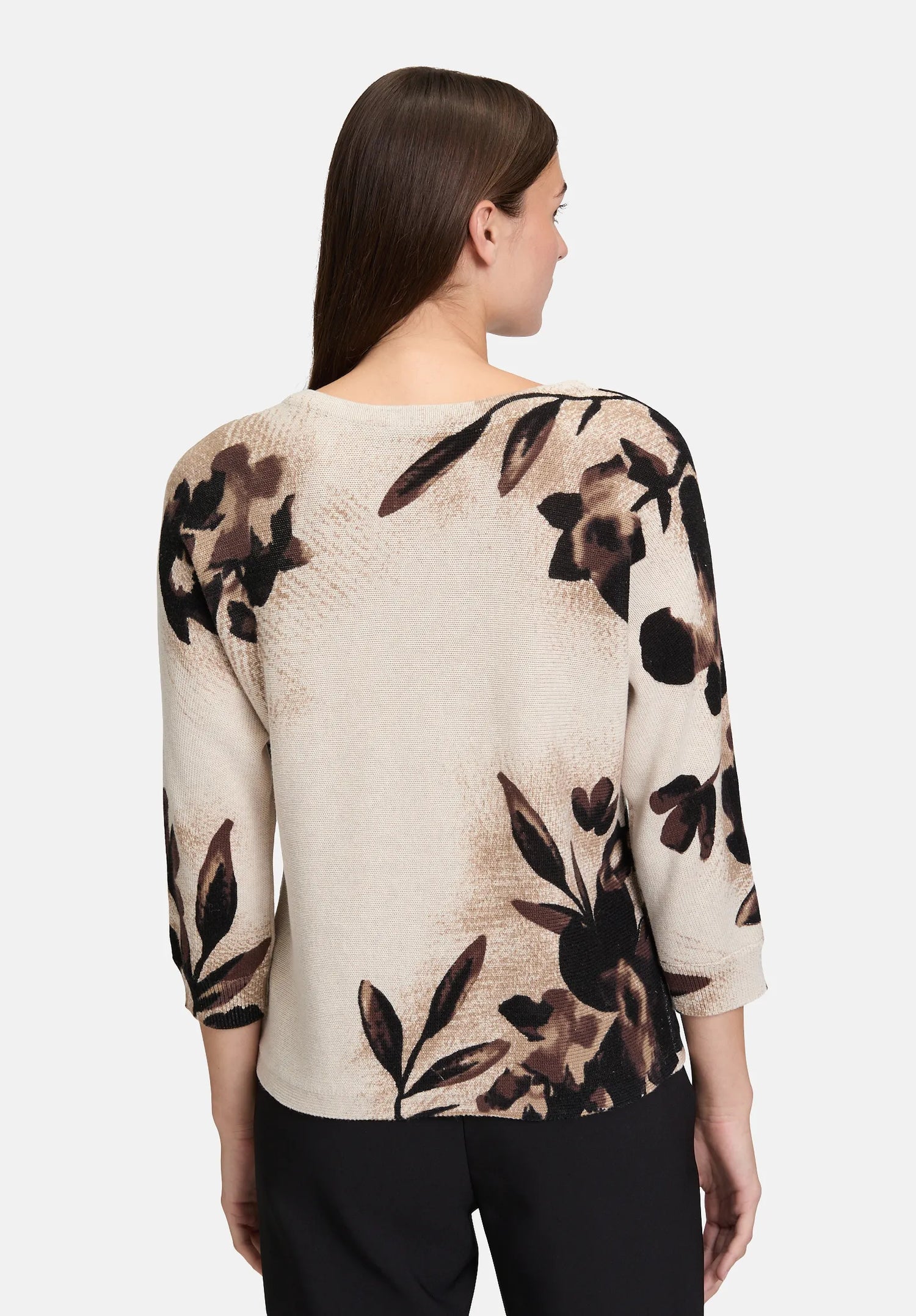 Betty Barclay_Beige/Brown_Batwing-Sleeve Knitted Sweater_5296-1559_7875_03