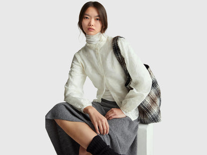 Benetton_Creamy White_Embroidered Blouse with Ruffled Collar_52WNDQ0CQ_901_03