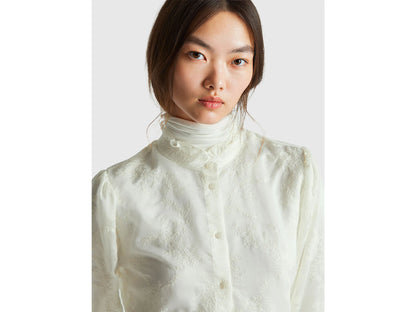 Benetton_Creamy White_Embroidered Blouse with Ruffled Collar_52WNDQ0CQ_901_04