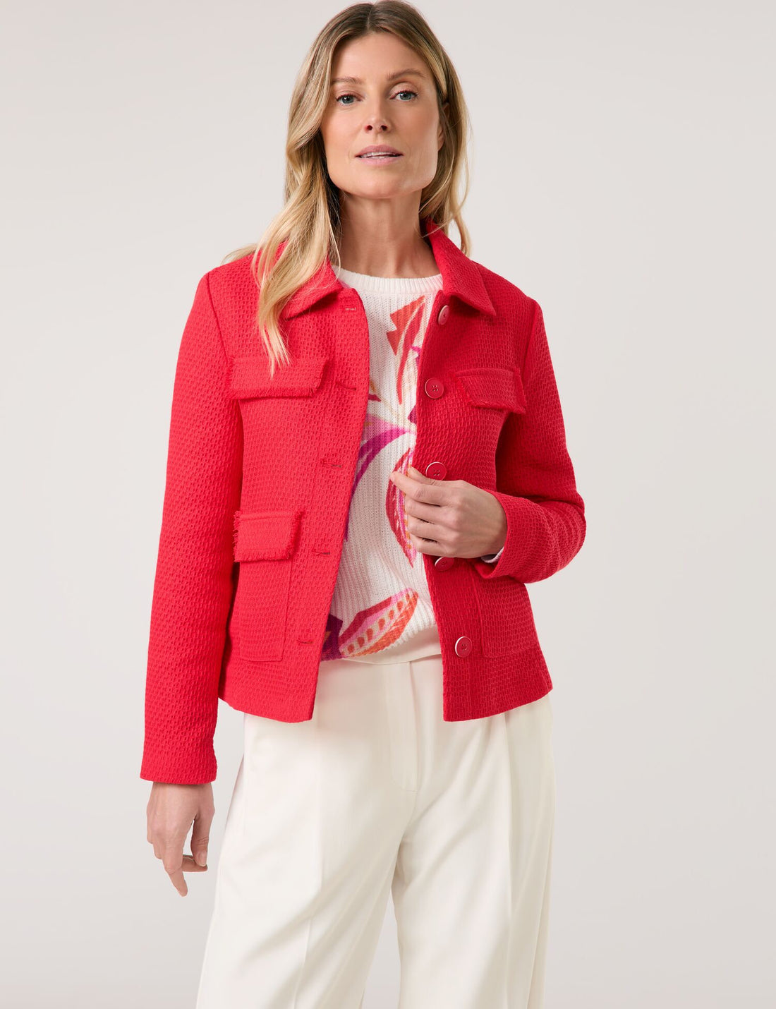 Gerry Weber_Fashionable Blazer Jacket in a Textured Look_530018-31252_60119_01