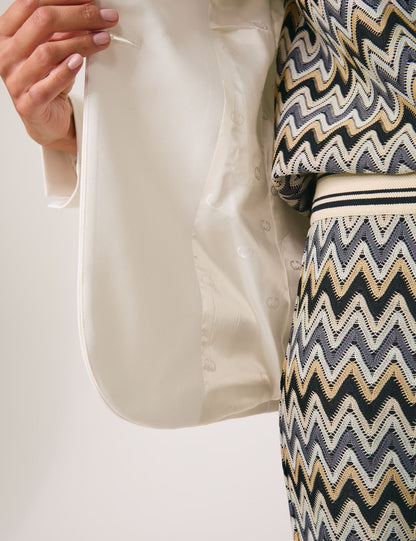 Gerry Weber_Elegant Blazer with Stretch For Comfort_530033-31335_90118_04