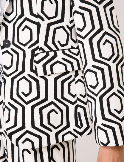 Gerry Weber_Sustainable Blazer with an All-Over Pattern_530042-31430_9069_06