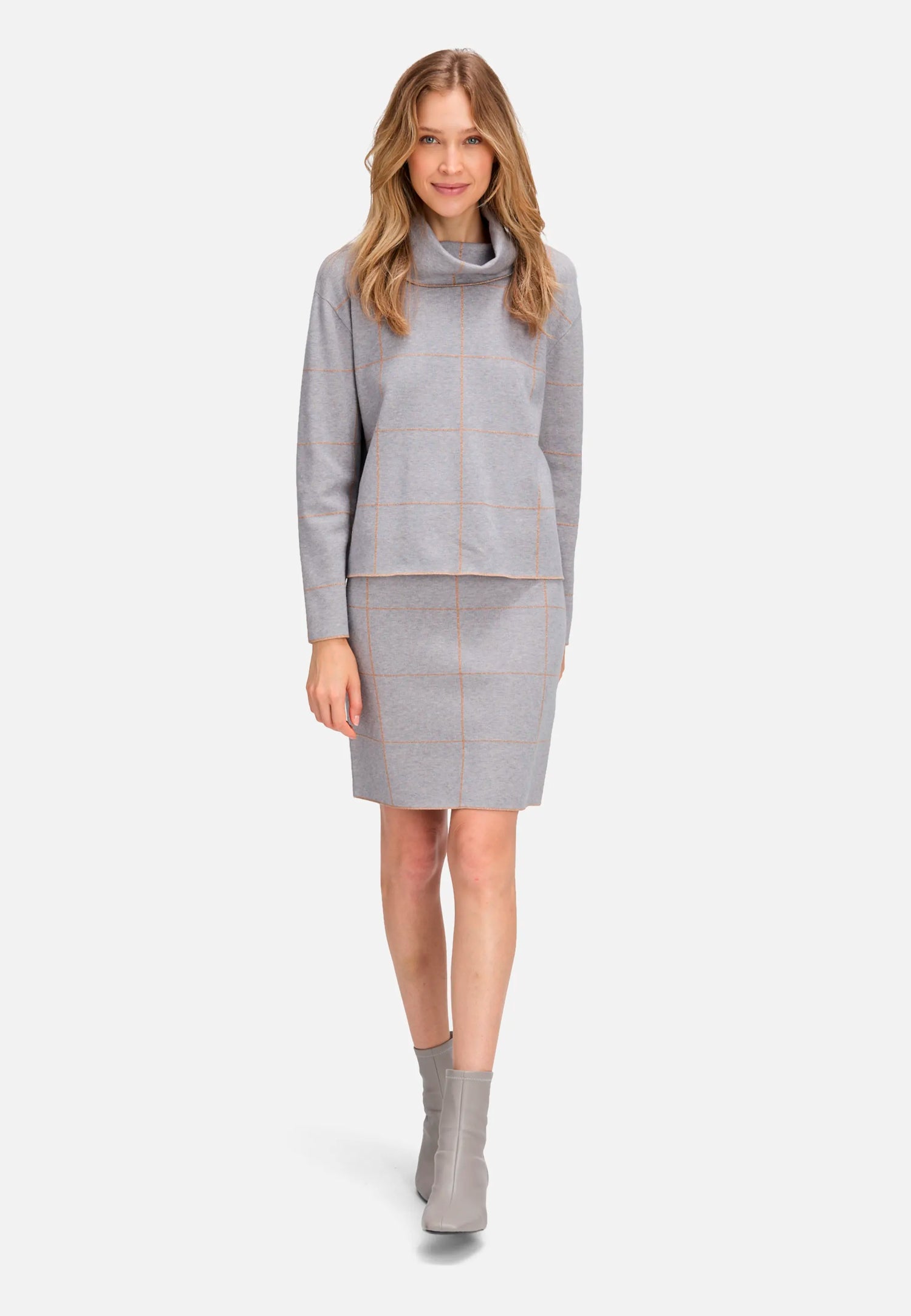 Betty Barclay_Multi-Color_Knit Sweater with Lurex Thread_5306-1588_9973_02