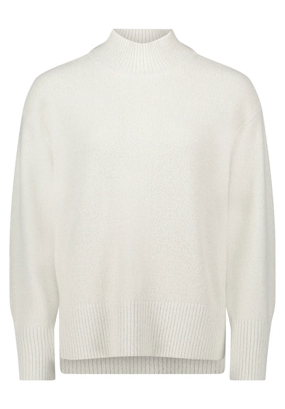 Betty Barclay_Pastel Sand_Knit Sweater with Lurex Thread_5319-1594_9104_04