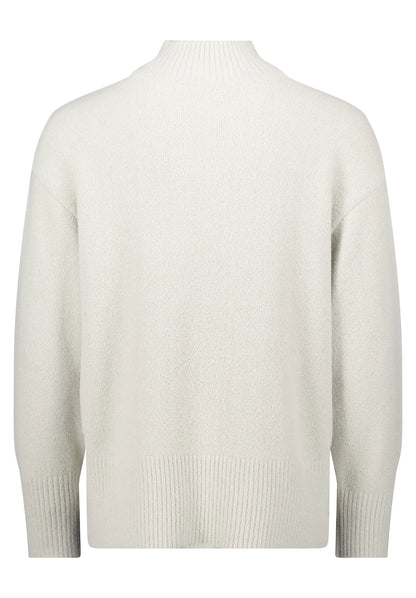 Betty Barclay_Pastel Sand_Knit Sweater with Lurex Thread_5319-1594_9104_05