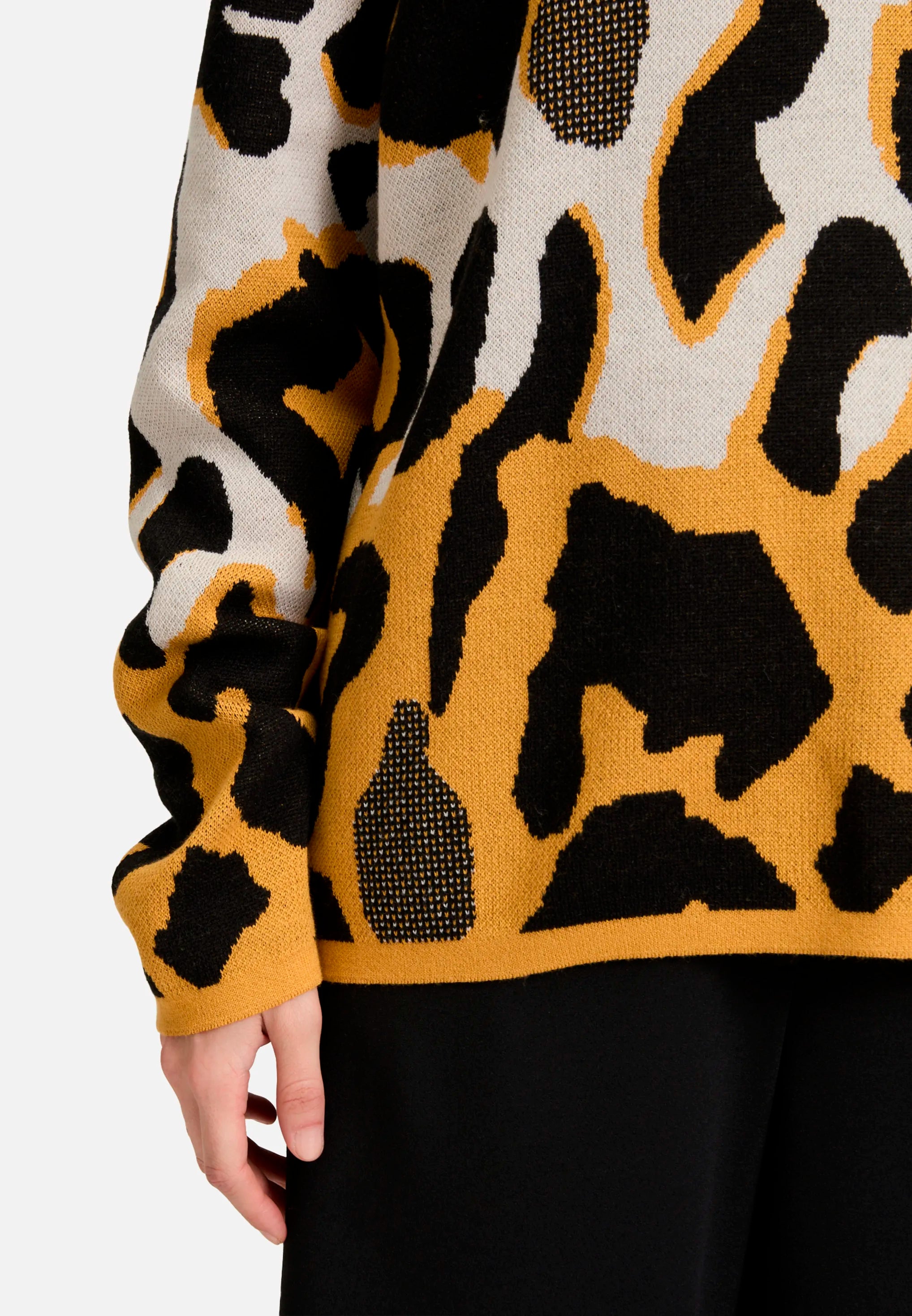 Betty Barclay_Patch Beige/Yellow_Knit Sweater with Jacquard_5324-1599_7921_07